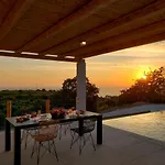 Exclusive Sea View Madelaine