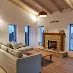 Exclusive Sea View Madelaine *