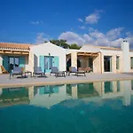 Exclusive Sea View Madelaine Villa *