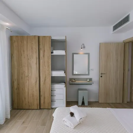 Exclusive Sea View Madelaine Villa Szpartiá