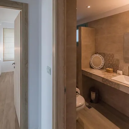 Exclusive Sea View Madelaine