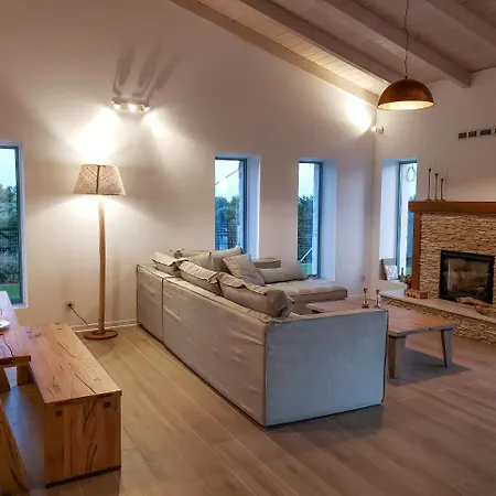 Villa Exclusive Sea View Madelaine Szpartiá