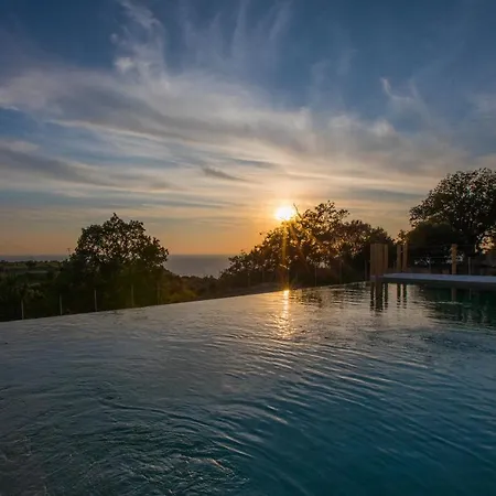 Exclusive Sea View Madelaine Villa Szpartiá