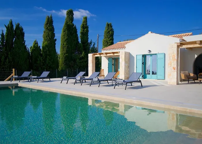 Exclusive Sea View Madelaine *