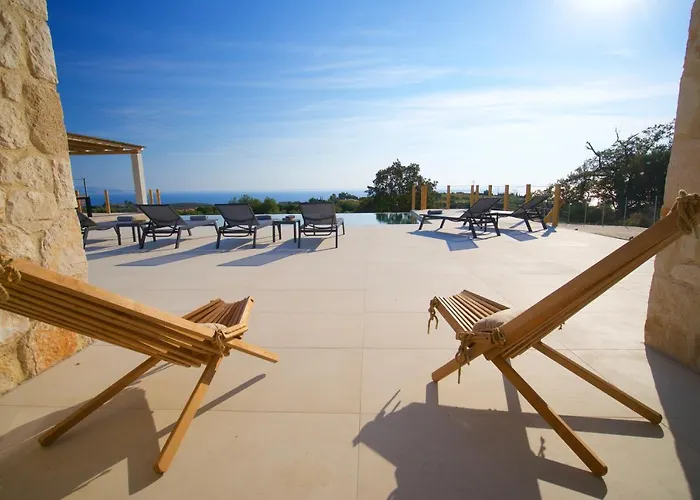 Exclusive Sea View Madelaine Villa Spartià