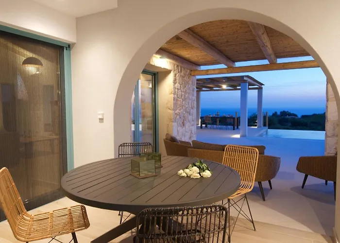 Exclusive Sea View Madelaine