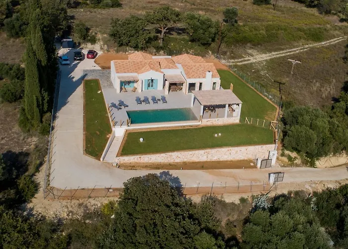 Exclusive Sea View Madelaine *