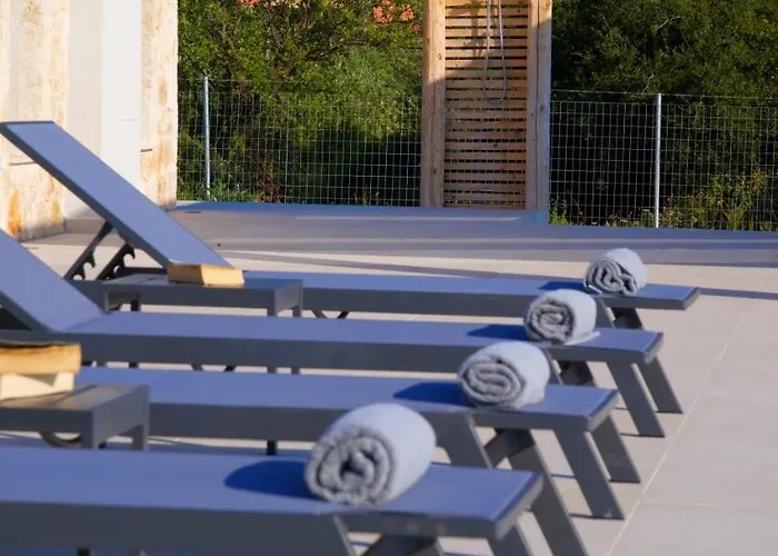 Exclusive Sea View Madelaine