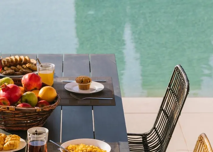 Exclusive Sea View Madelaine