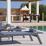 Exclusive Sea View Madelaine *
